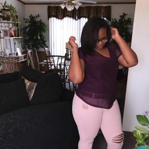 Meet your Posher, Derrica - Picture 1 of 1